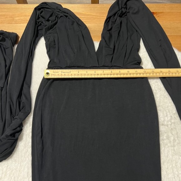 Lulus Black Wrap Mini Cocktail Dress V-Neck Made In Usa Size Medium - Picture 8 of 9
